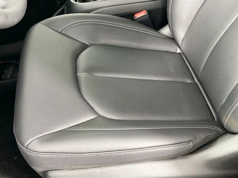 New 2026 Chrysler Pacifica Select image 19