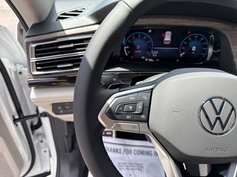 New 2025 Volkswagen Atlas SEL Premium R-Line image 29