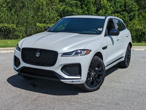 New 2026 Jaguar F-PACE R-Dynamic S image 2