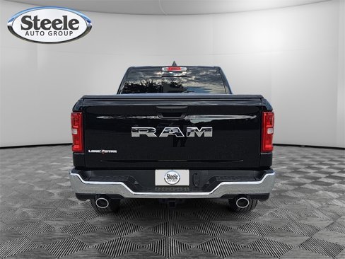 New 2026 RAM 1500 2WD Crew Cab image 4