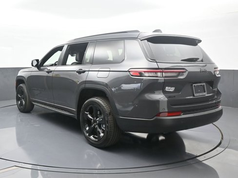 New 2025 Jeep Grand Cherokee L Limited w/ Black Appearance Package image 4