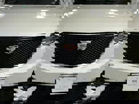 Certified 2022 Cadillac XT6 Sport w/ Technology Package image 9
