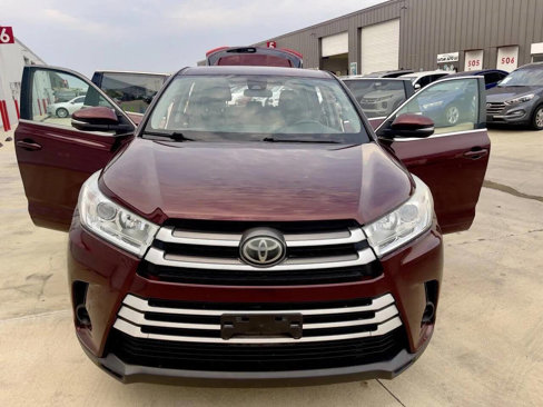 Used 2018 Toyota Highlander FWD V6 image 7