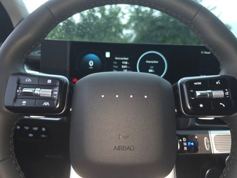 New 2026 Hyundai Ioniq 9 SEL image 13