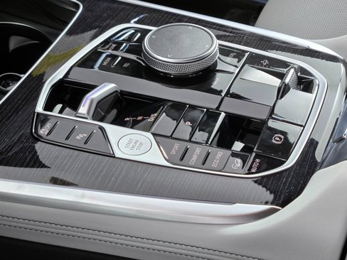 New 2026 BMW X7 xDrive40i w/ M Sport Package image 22