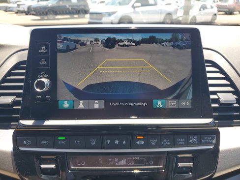 New 2026 Honda Odyssey Touring image 3