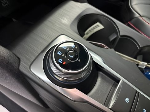 New 2025 Ford Escape ST-Line Elite image 24