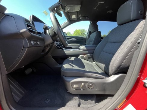 New 2026 Chevrolet Traverse LT image 10