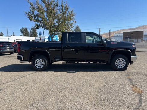 New 2025 Chevrolet Silverado 2500 LT w/ Safety Package image 2