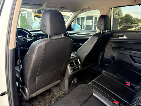 Used 2018 Volkswagen Atlas SE w/ R-Line Package image 47