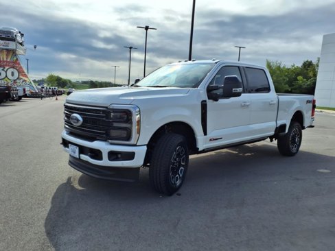 New 2025 Ford F250 Platinum image 7