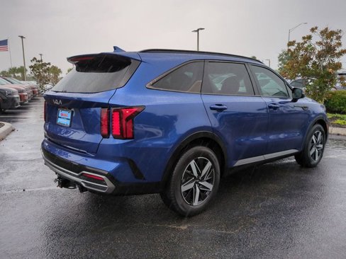 Used 2023 Kia Sorento S image 13