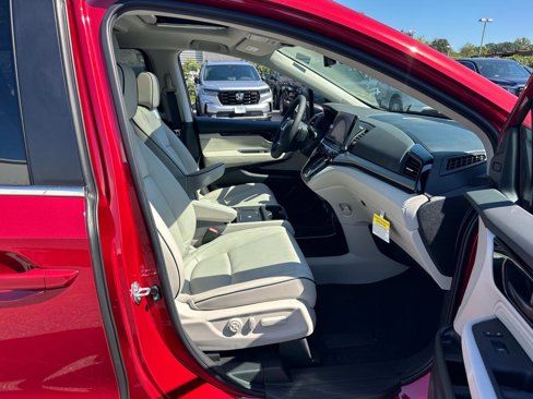 New 2026 Honda Odyssey Touring image 20