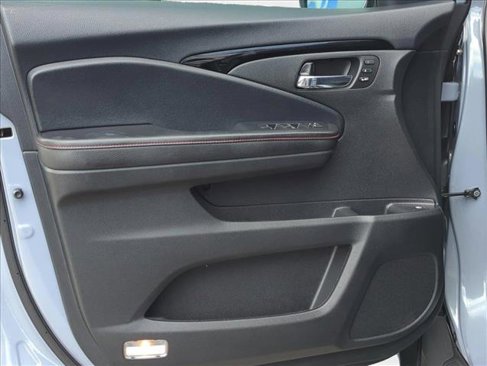 Used 2023 Honda Ridgeline Black Edition image 18