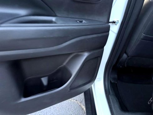 Used 2020 Mitsubishi Outlander SEL image 28