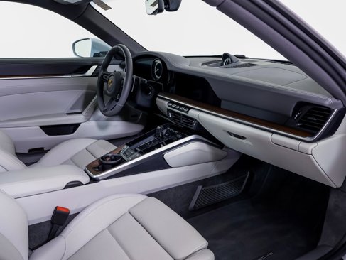 Certified 2024 Porsche 911 Carrera image 7