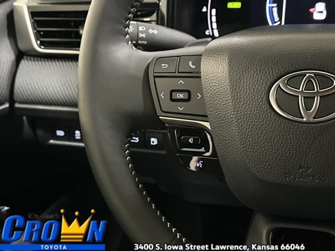 New 2026 Toyota Camry SE image 29