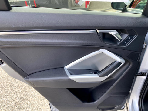 Used 2020 Audi Q3 2.0T Premium image 15