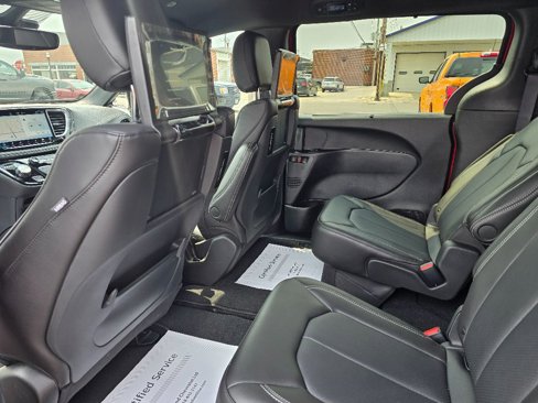 New 2026 Chrysler Pacifica Select image 20