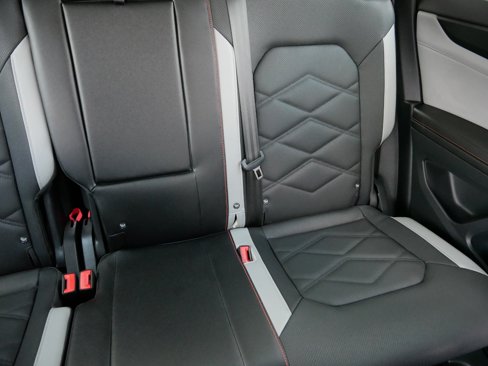 Used 2025 Volkswagen Atlas Peak Edition SE image 14