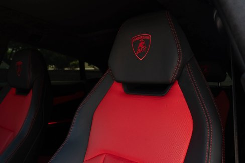 Used 2022 Lamborghini Urus image 38