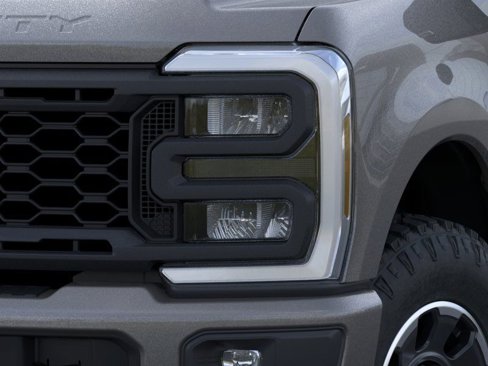New 2025 Ford F350 Lariat w/ Lariat Ultimate Package image 21
