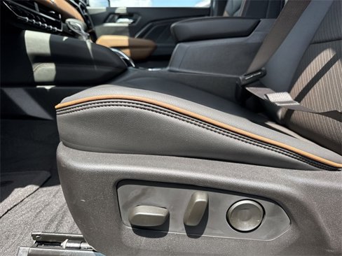 New 2026 GMC Canyon AT4 w/ Technology Plus Package image 12