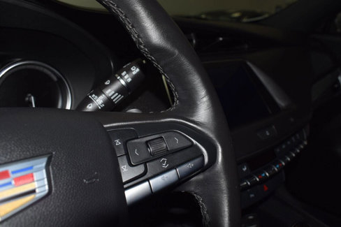 Used 2020 Cadillac XT4 Premium Luxury image 29