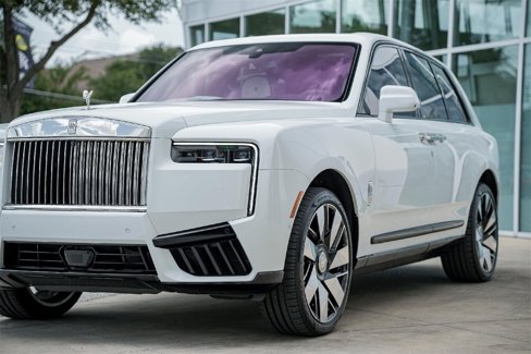 New 2025 Rolls-Royce Cullinan image 6