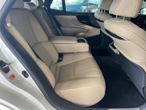 Used 2024 Lexus LS 500 image 32