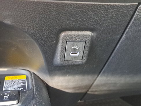 Certified 2025 Toyota Corolla XLE image 25