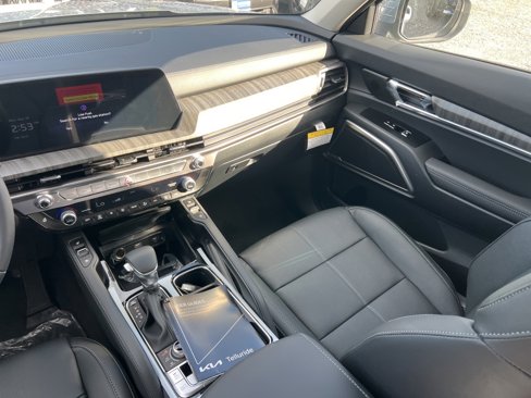 New 2025 Kia Telluride EX image 11