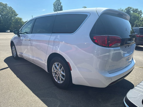 New 2026 Chrysler Voyager LX image 7