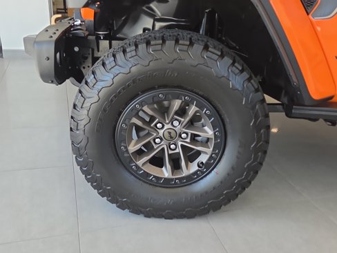 Used 2025 Jeep Wrangler Unlimited Rubicon 392 image 23