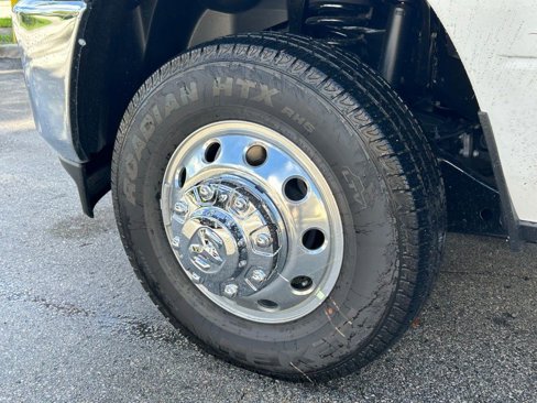 New 2026 RAM 3500 Tradesman w/ Chrome Appearance Group image 22