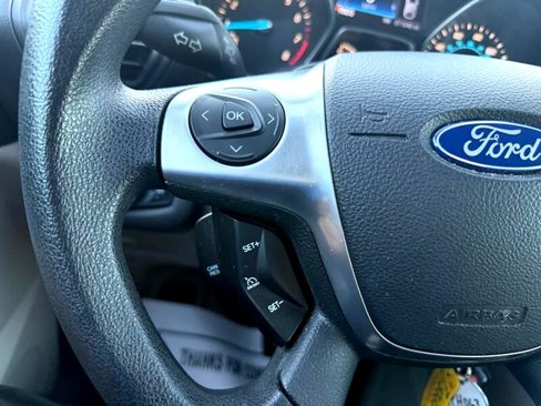 Used 2016 Ford Escape SE w/ Equipment Group 201A image 19
