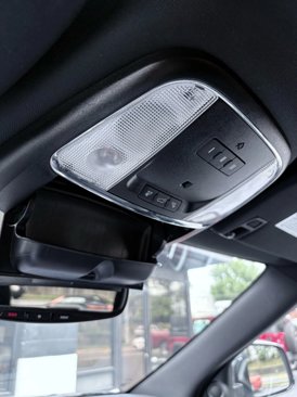 Used 2019 Jeep Grand Cherokee Limited image 29