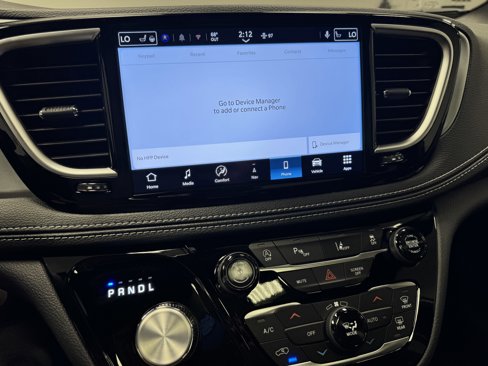 New 2026 Chrysler Pacifica Limited image 28