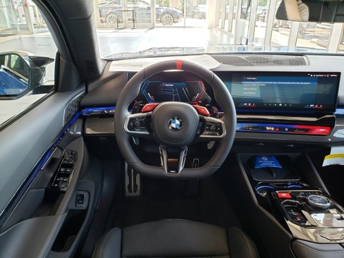 New 2026 BMW M5 w/ Carbon Package image 9