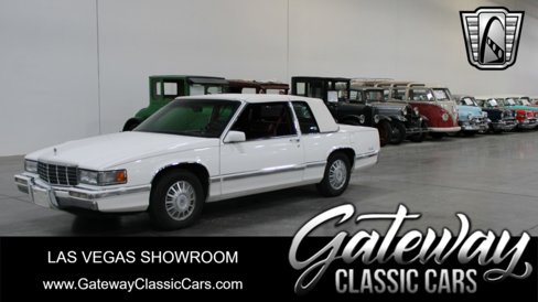 Used 1992 Cadillac De Ville Coupe image 1