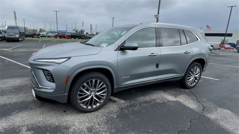 New 2026 Buick Enclave Avenir w/ Super Cruise Package image 6