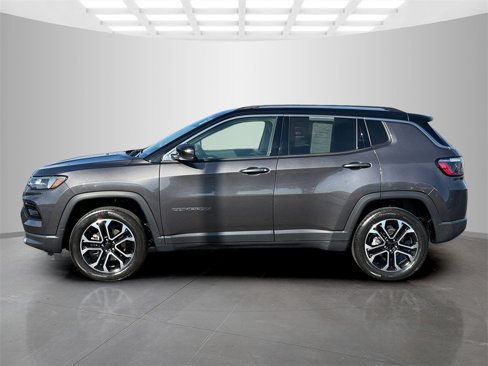 Certified 2022 Jeep Compass Limited image 4