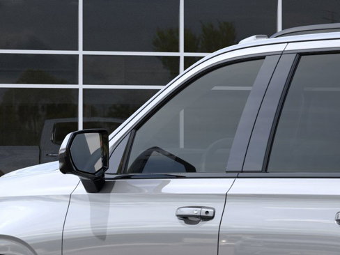 New 2025 Chevrolet Suburban RST w/ Comfort Package image 36