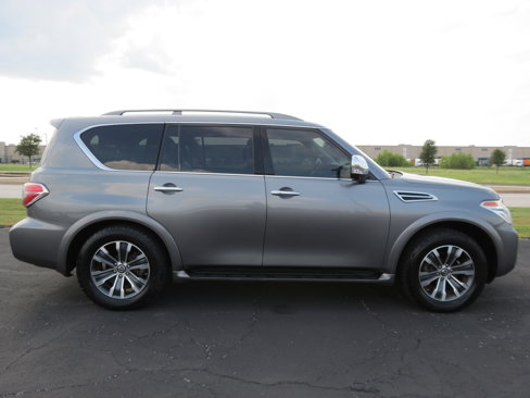 Used 2017 Nissan Armada SL w/ Interior Lighting Package image 4