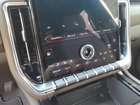 New 2026 GMC Yukon XL Elevation w/ Elevation Premium Package image 15