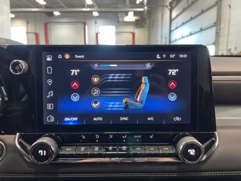 New 2024 Chevrolet Colorado LT w/ LT Convenience Package III image 23