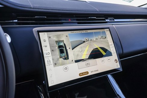 New 2025 Land Rover Range Rover Sport Dynamic SE image 23