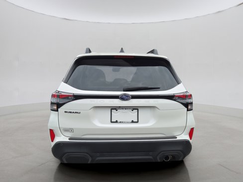 Certified 2025 Subaru Forester Limited image 33