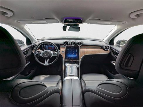Used 2024 Mercedes-Benz GLC 300 image 22