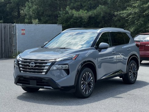 New 2025 Nissan Rogue Platinum image 2